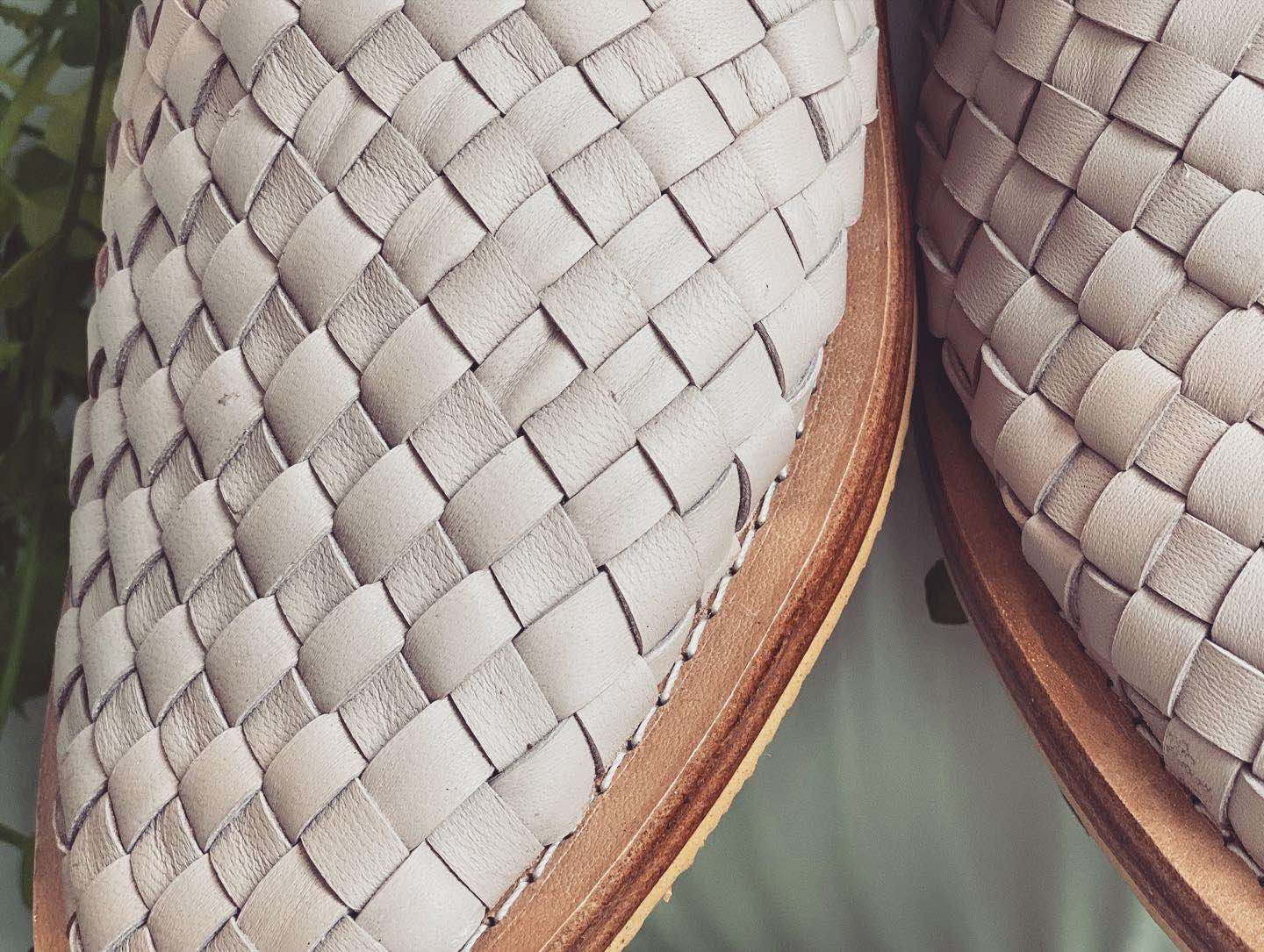 Iris Leather Woven Loafer Slide – Bone