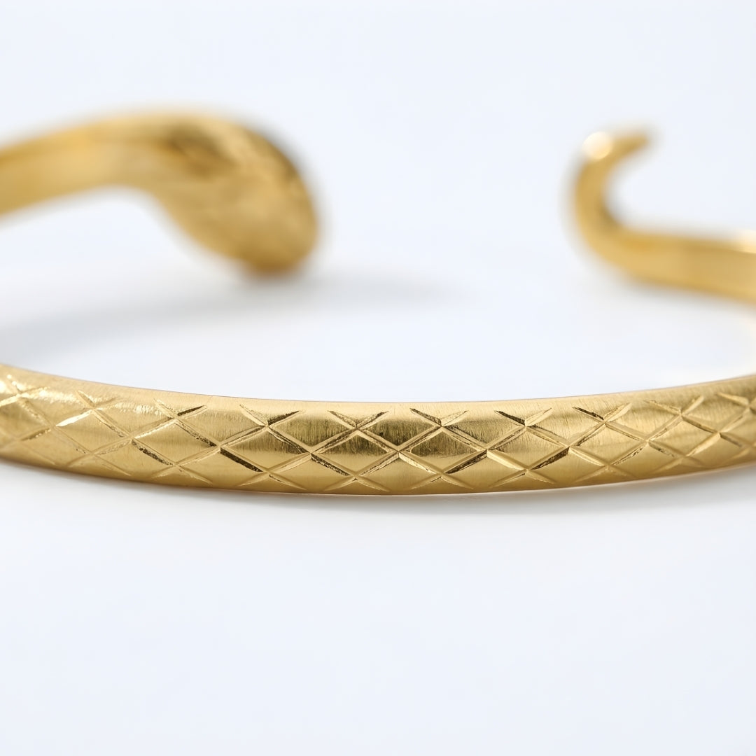 Serpentine Gold Bracelet