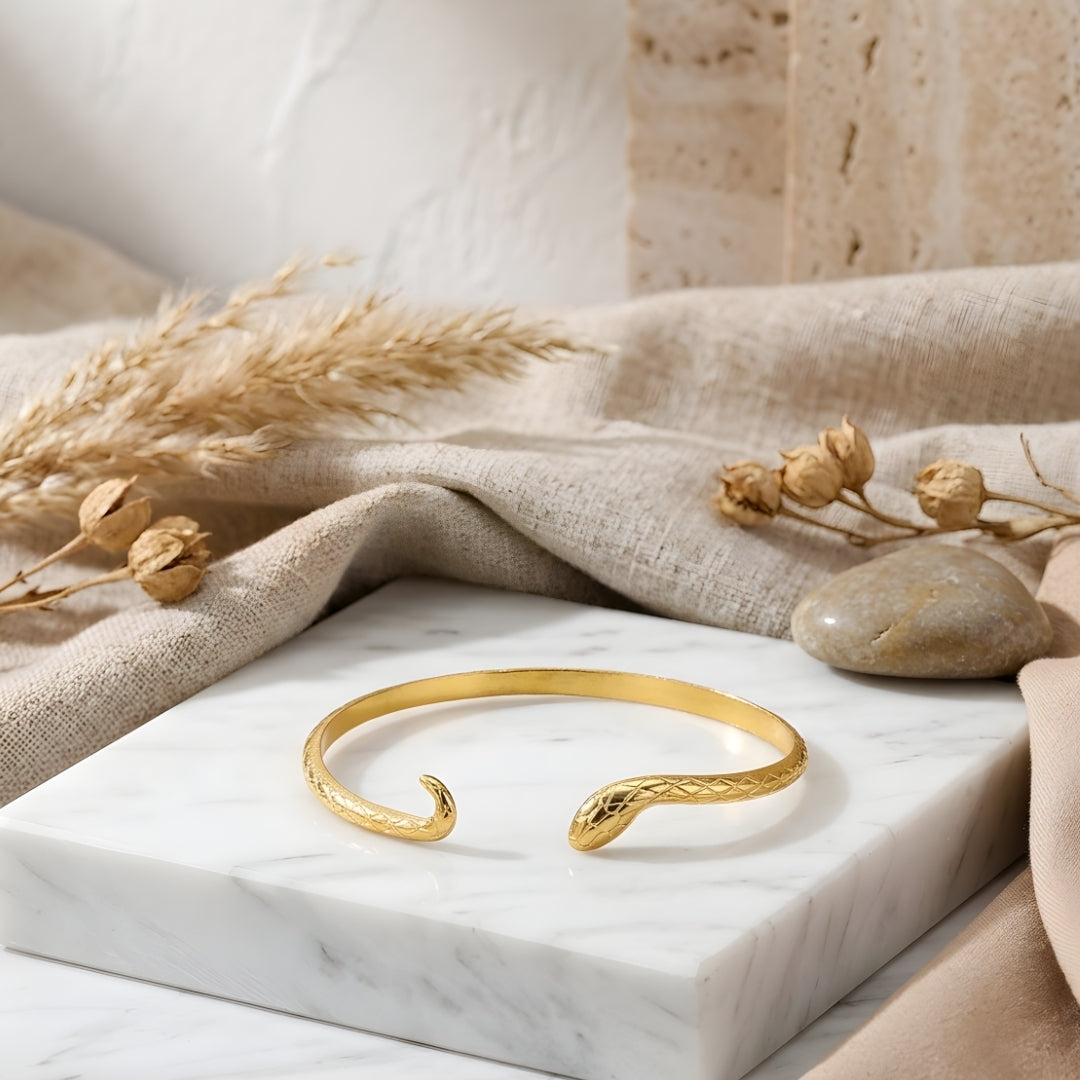 Serpentine Gold Bracelet