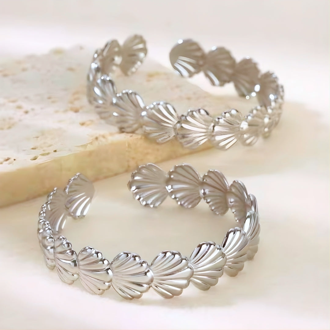 Marea Shell Silver Cuff Bracelet