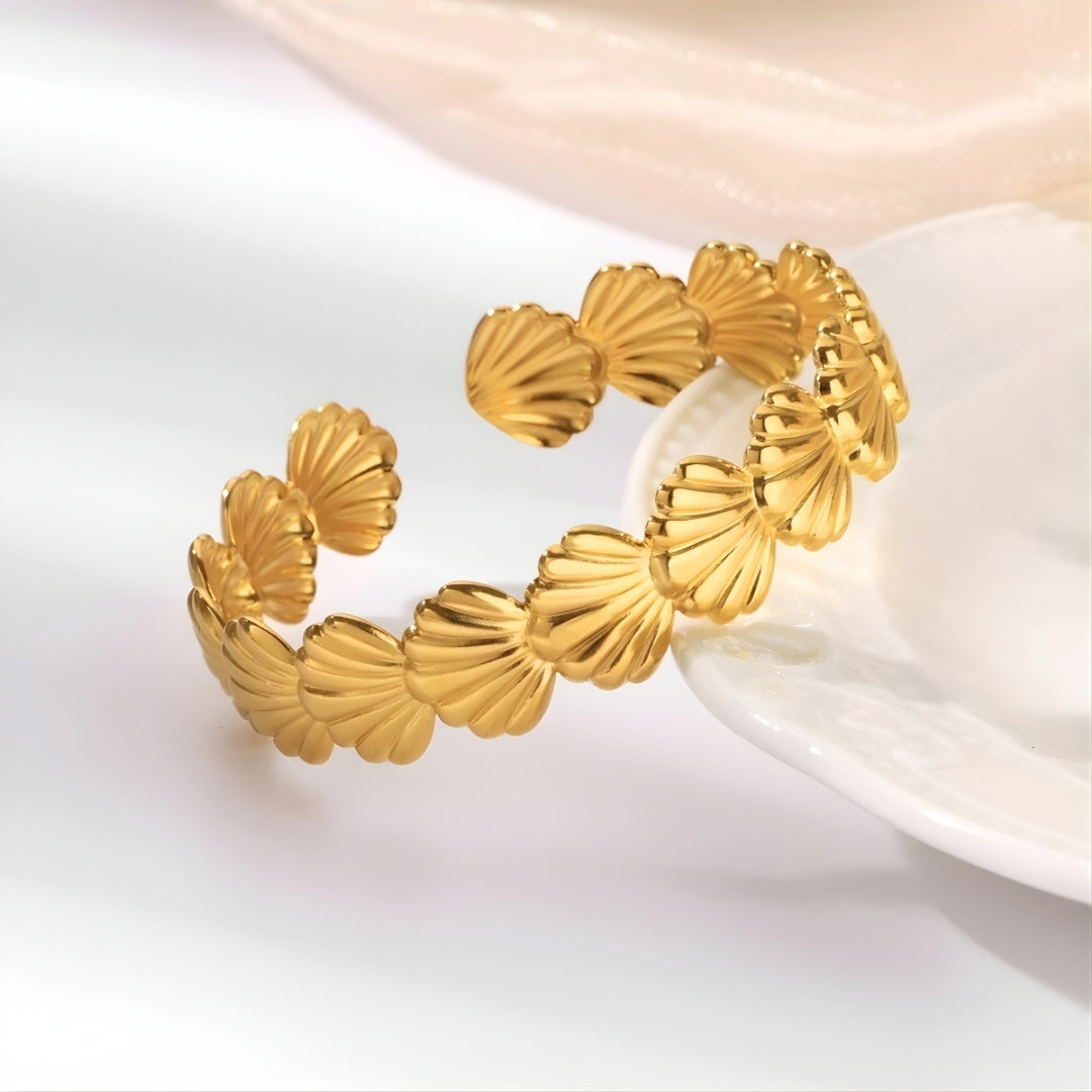 Marea Shell Gold Cuff Bracelet