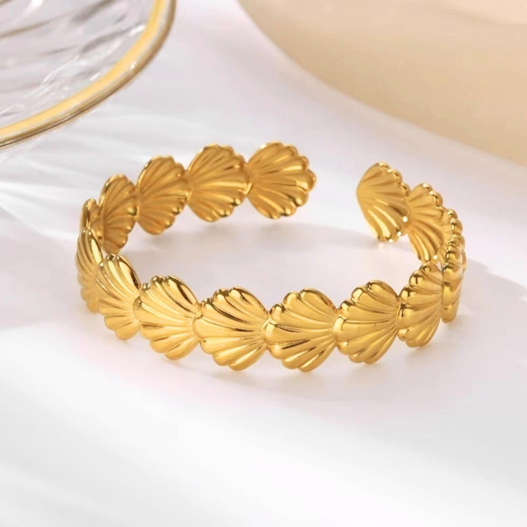 Marea Shell Gold Cuff Bracelet