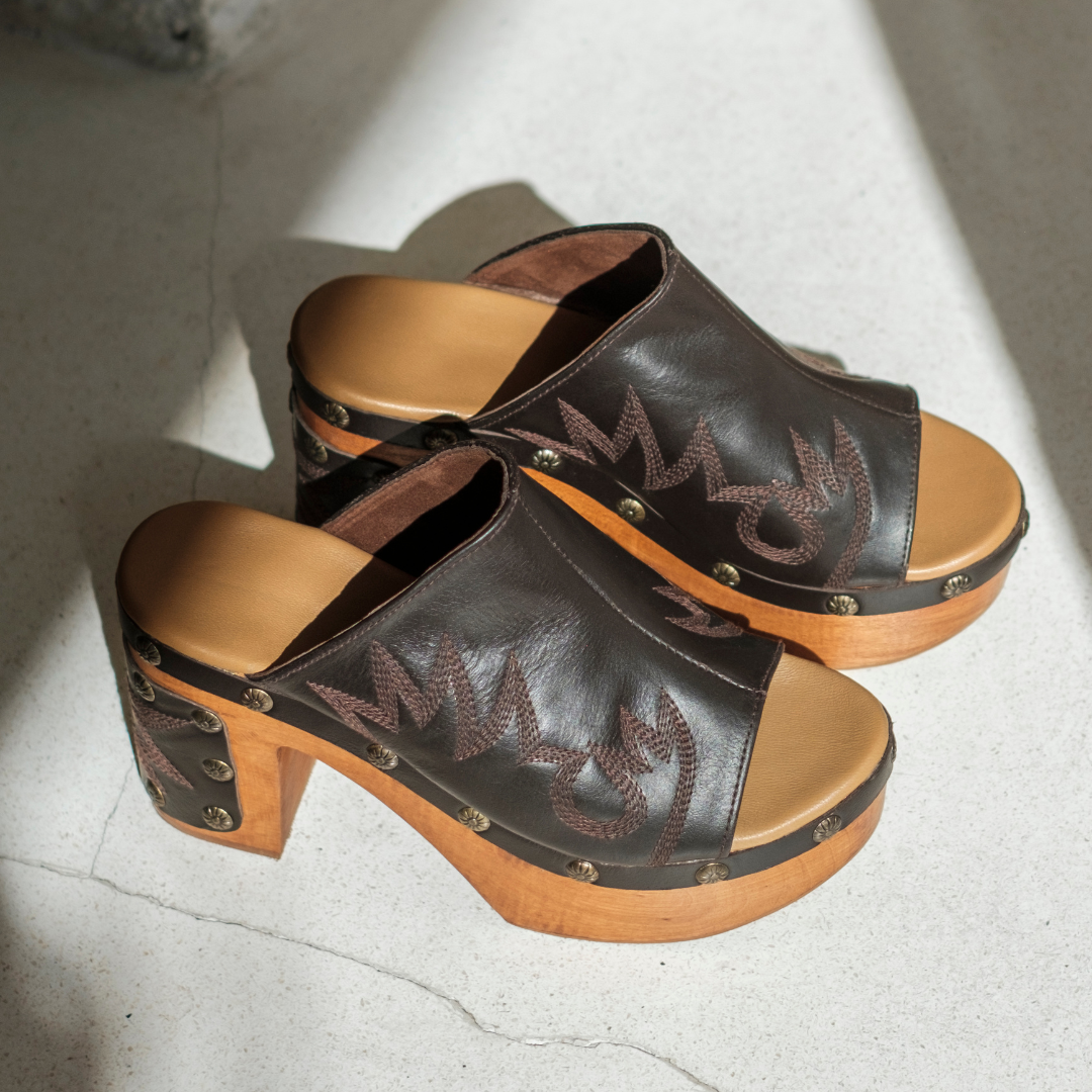 Blaze Clogs