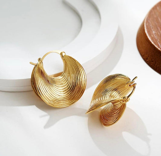 Vintage Gold Threaded Hoop Earrings
