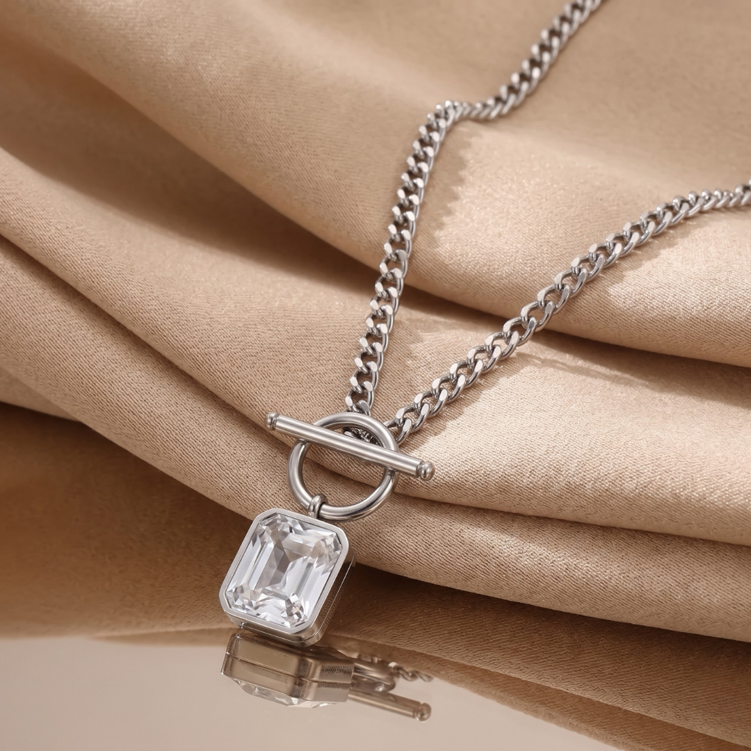 Lumière Crystal Chain Necklace