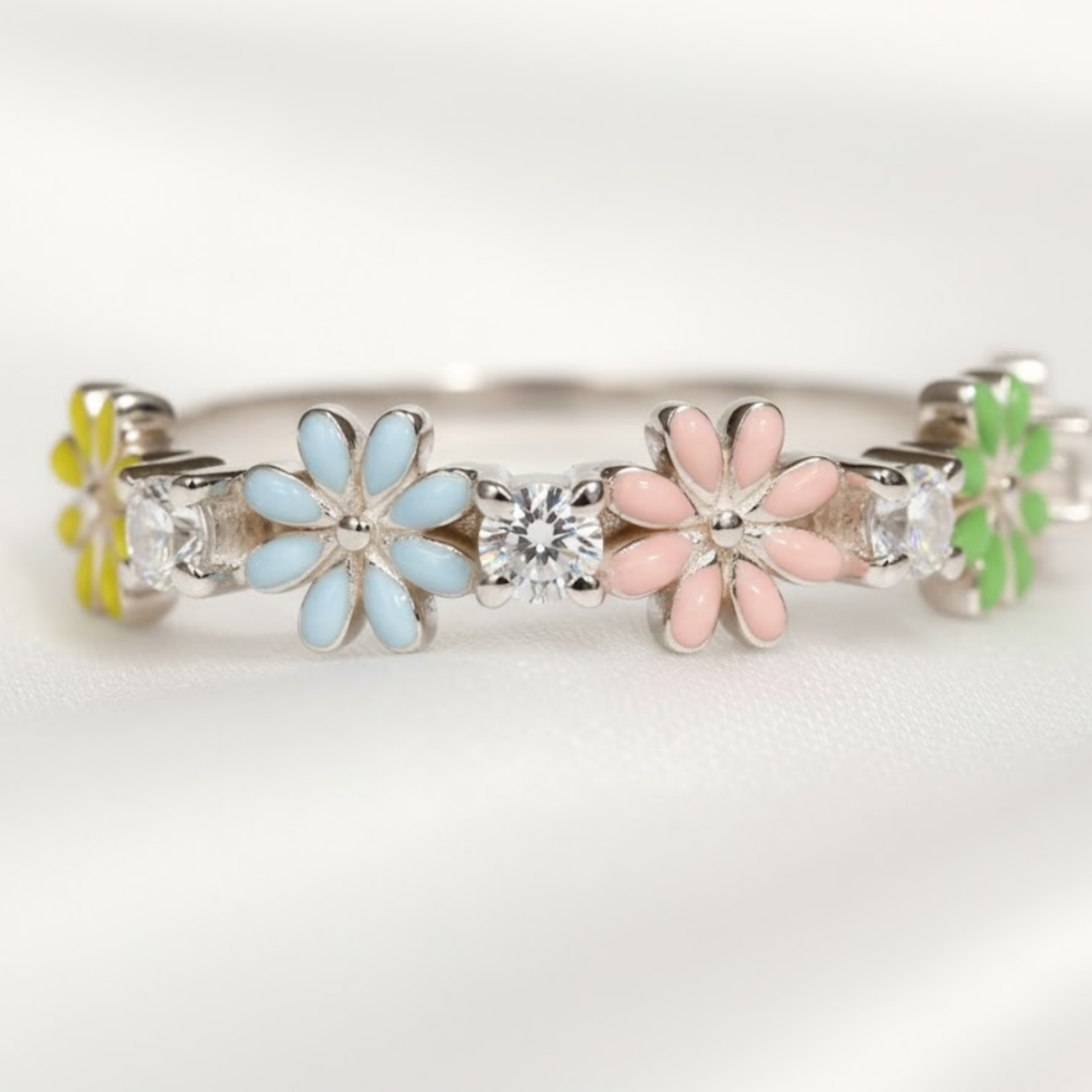 Stylish Bloom Ring Perth Australia House of Hide floral design ring with timeless craftsmanship and charm