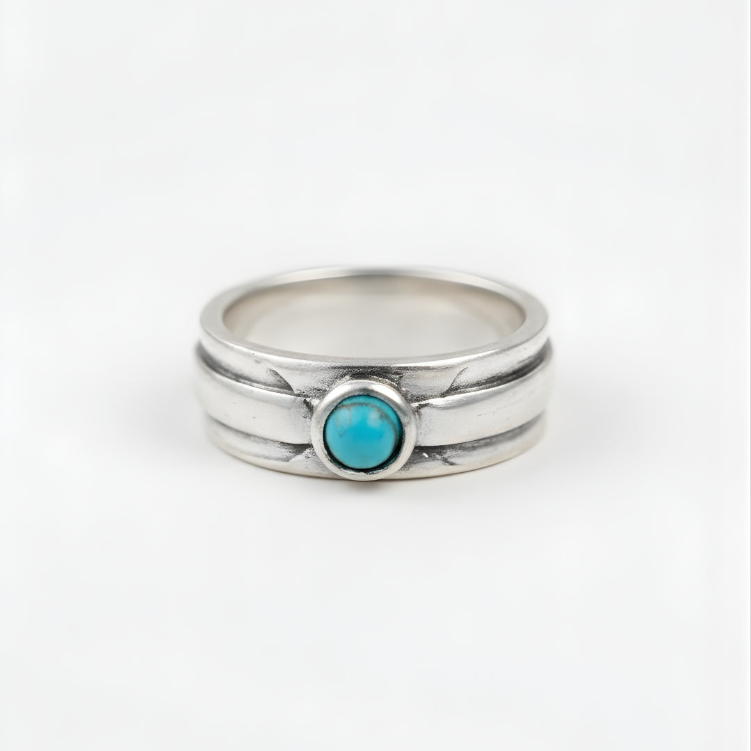 Elegant silver ring featuring turquoise gemstone by House of Hide Perth jewellery