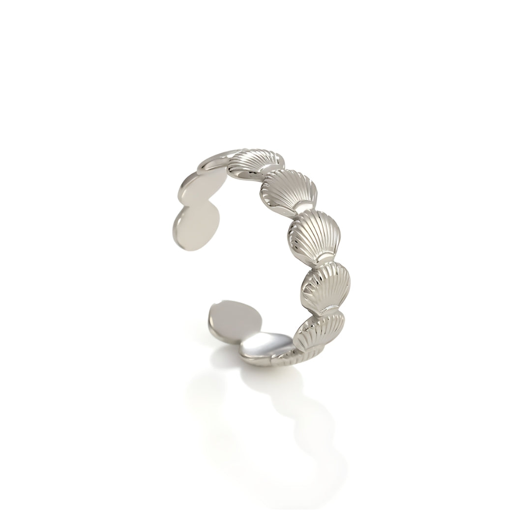 Coral Sands Ring Perth Australia Houseofhide symbolising coastal beauty and refined elegance.