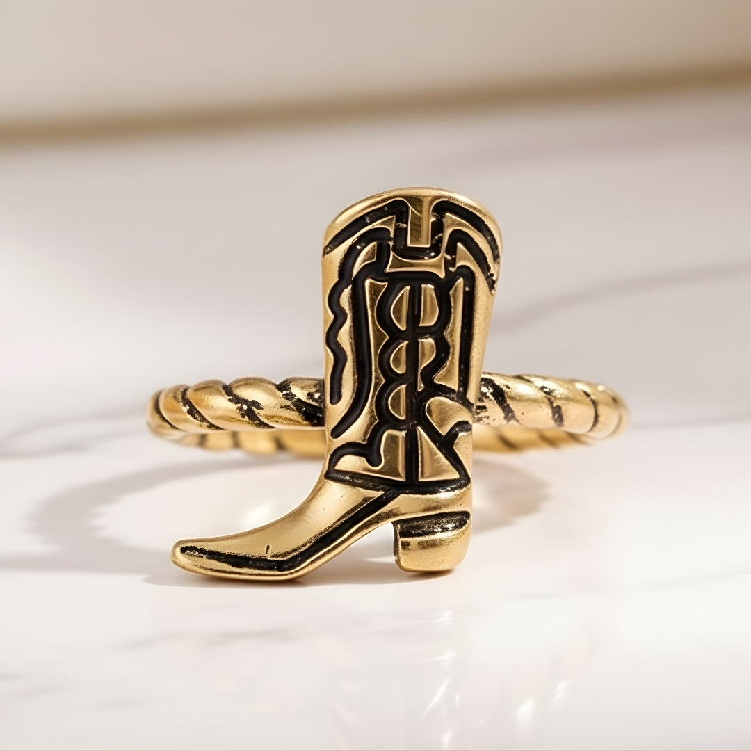 Desert Oasis gold ring featuring western boot design Perth Australia jewellery