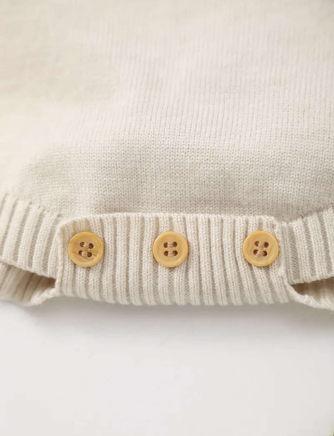 Farm-style baby knit romper with lamb details, ideal for newborn photo shoots and summer days"