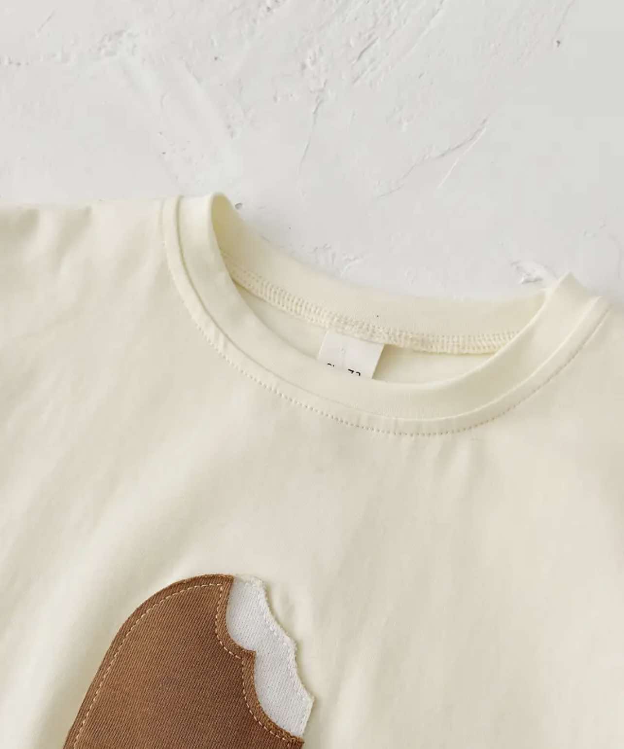 Fun and stylish boys' summer outfit, featuring an ice cream design for sunny days.