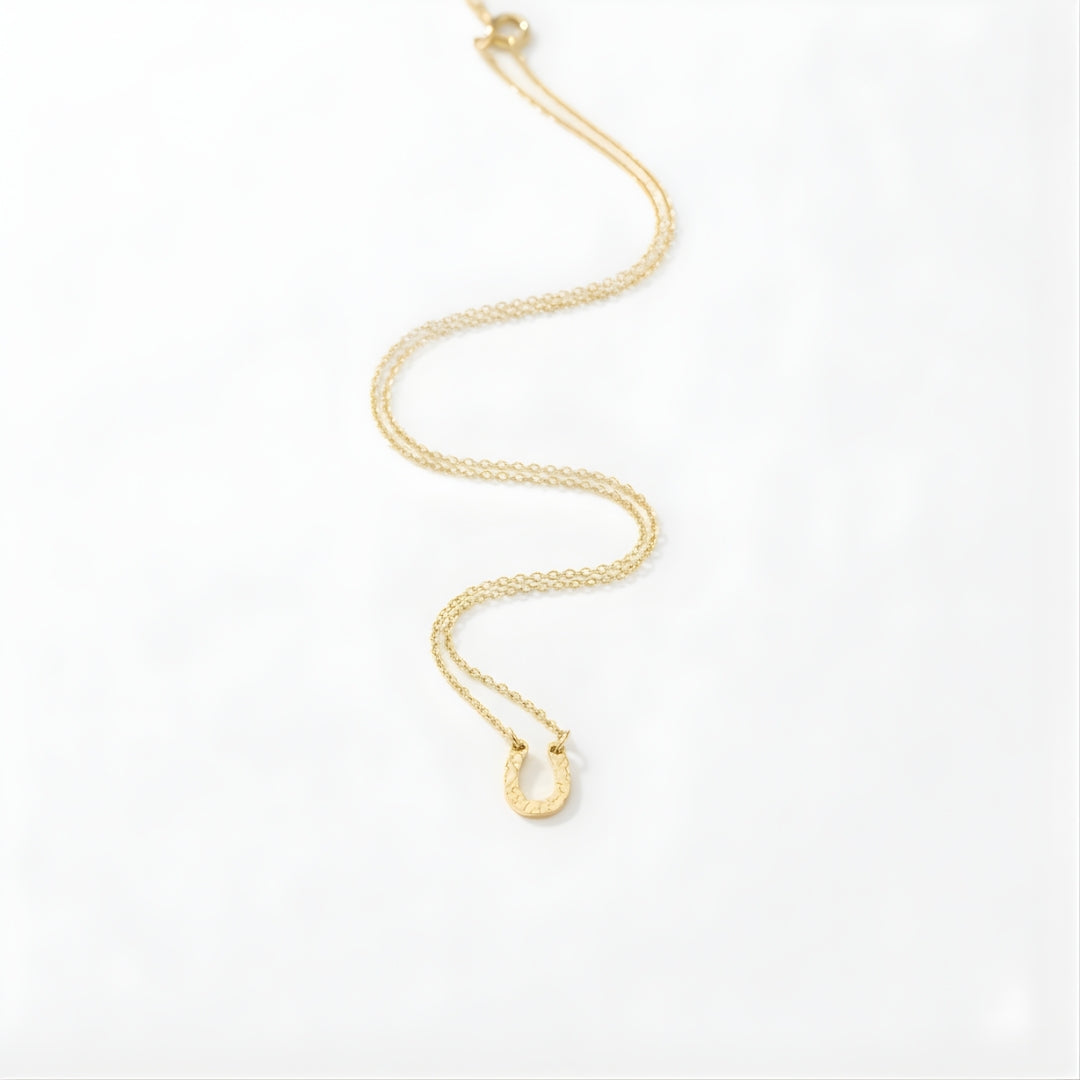 Isla Fortuna Necklace Perth Australia minimalist silver pendant necklace inspired by ocean waves and serenity