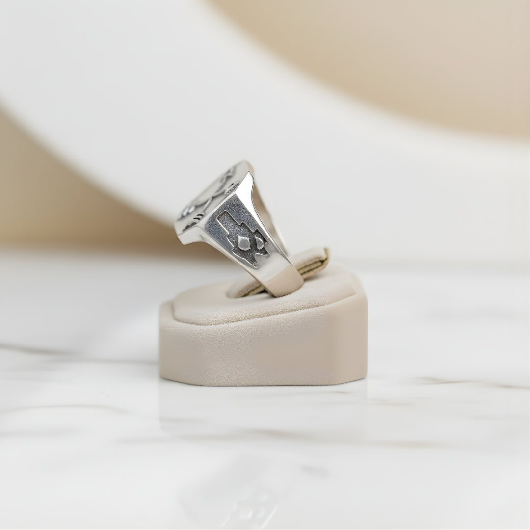 Island Voyager Ring Perth House of Hide rustic silver signet ring with arrow emblem