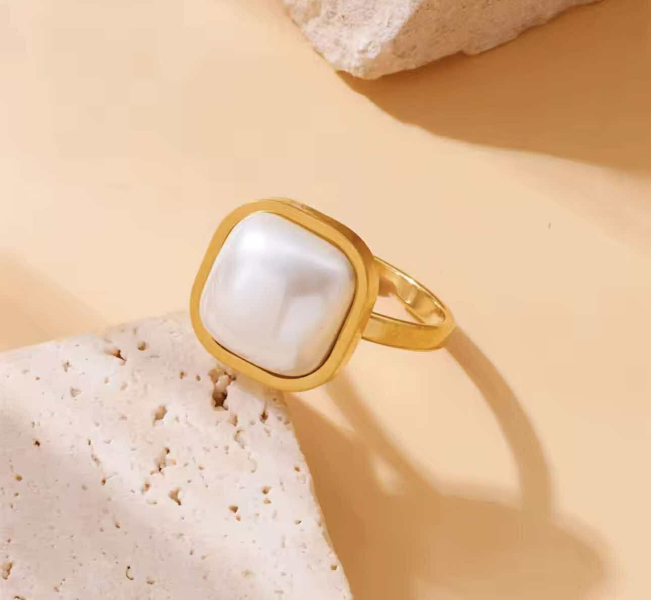 Pearl and gold jewellery for weddings, birthdays and everyday layering