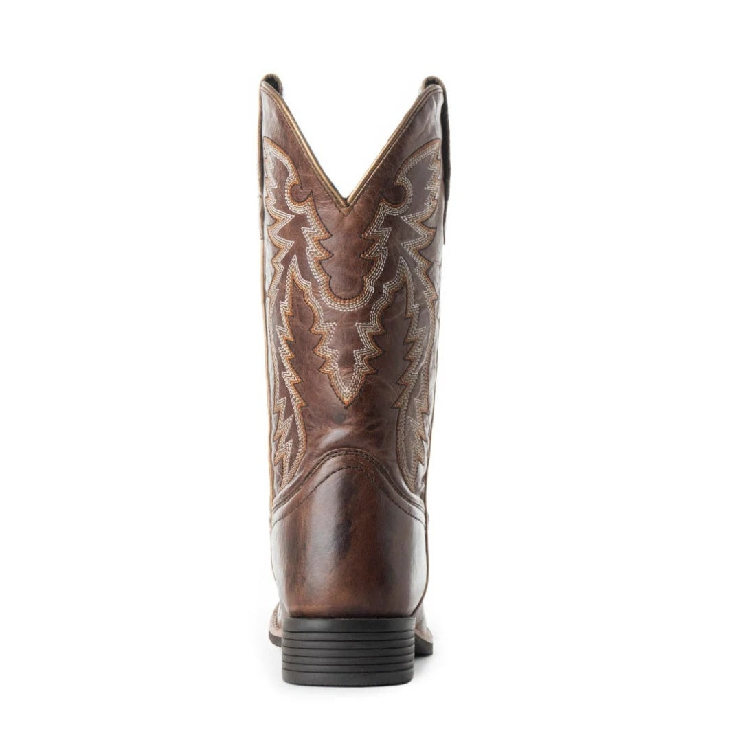 Rear view of a Salvage cowboy boot showing contrast wing-style stitching, a brown leather heel panel and low heel.