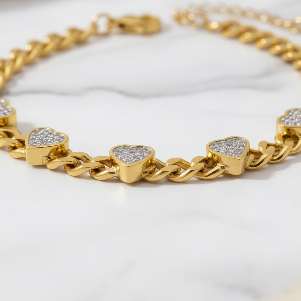 House of Hide Amore Chain Necklace polished gold 316L stainless steel necklace with dainty heart links