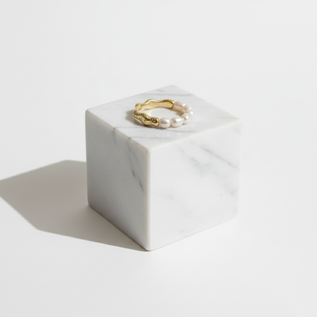 Gold pearl ring reflecting beachside luxury and natural beauty – Houseofhide Perth jewellery
