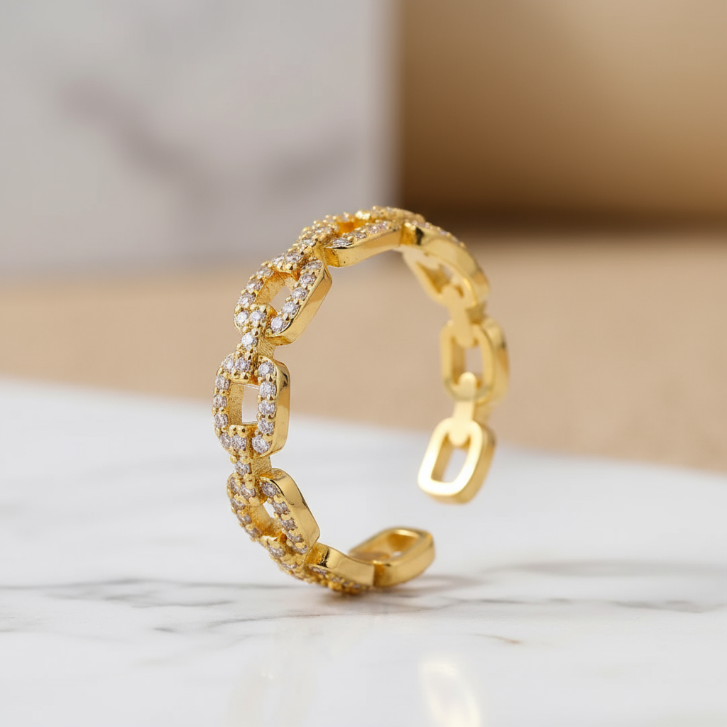 Geometric gold twist chain ring with zircon detail – Houseofhide Perth jewellery